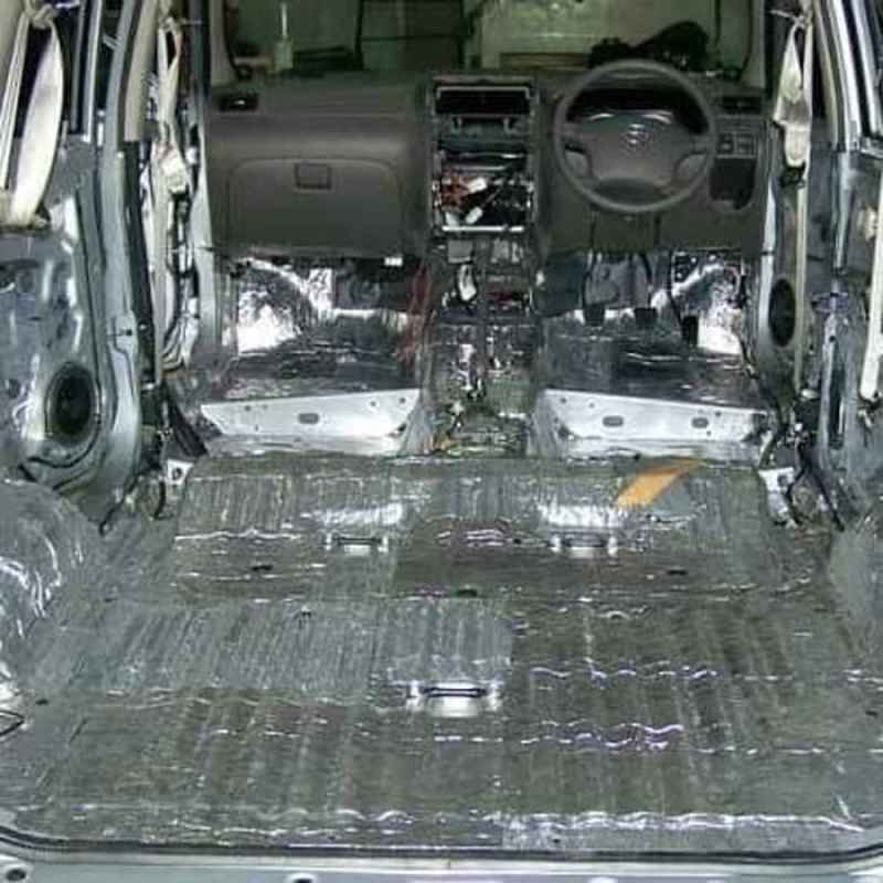 peredam mobil